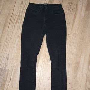 Black skinny jeans